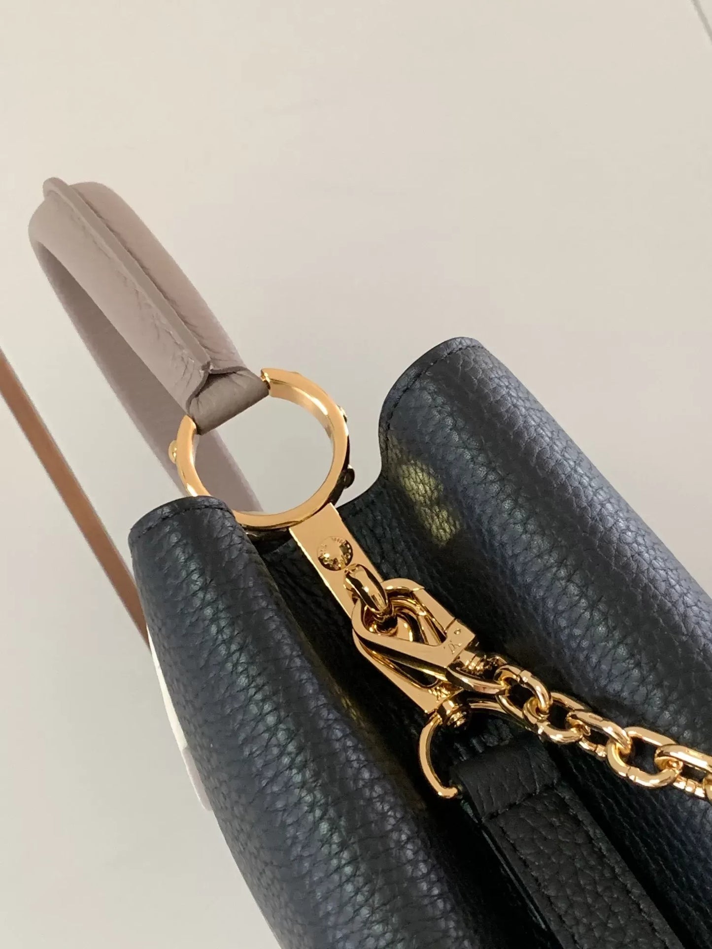 Louis Vuitton Capucines Mini